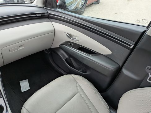 Used 2022 Hyundai Tucson Limited FWD image 19