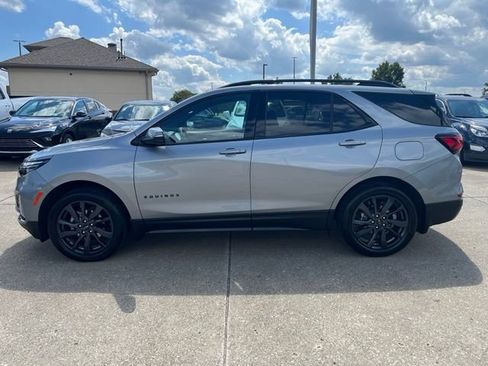 Certified 2023 Chevrolet Equinox RS w/ RS Leather Package AWD/4WD image 7