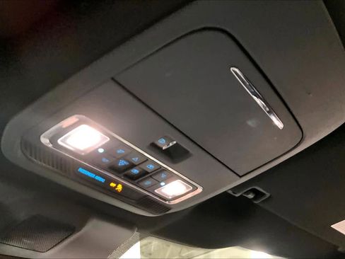 Used 2021 Ford F150 Lariat w/ Equipment Group 502A High image 34