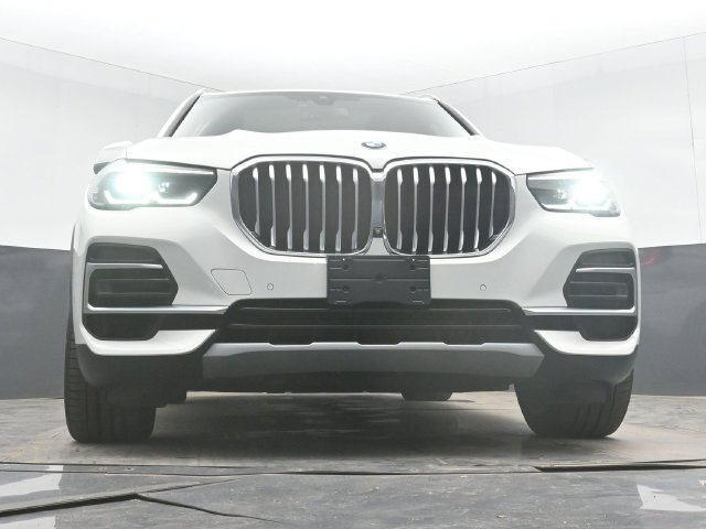 Used 2022 BMW X5 sDrive40i w/ Premium Package RWD image 46