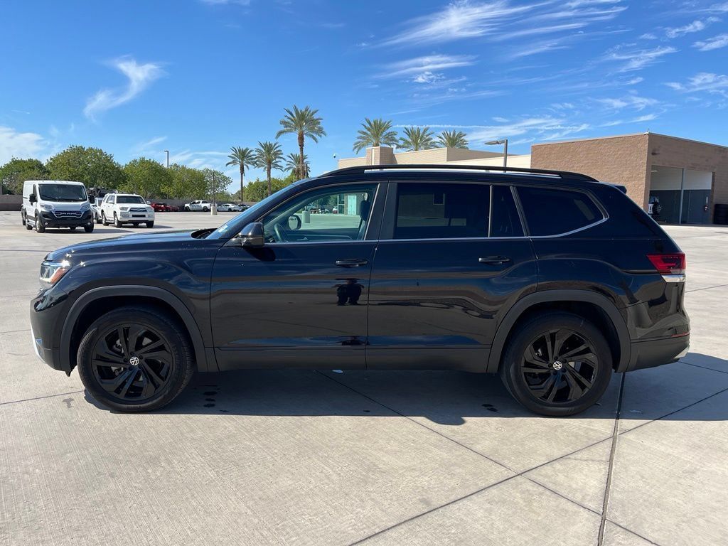 Used 2023 Volkswagen Atlas SE w/ Panoramic Sunroof Package AWD/4WD image 11
