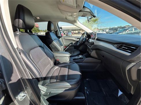 Used 2021 Ford Escape SEL image 42