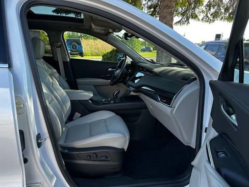 Used 2023 Cadillac XT4 Premium Luxury w/ Driver Assist Package AWD/4WD image 21