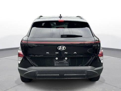 Used 2025 Hyundai Kona SEL FWD image 7