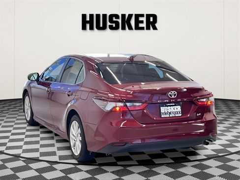 Used 2021 Toyota Camry LE image 7