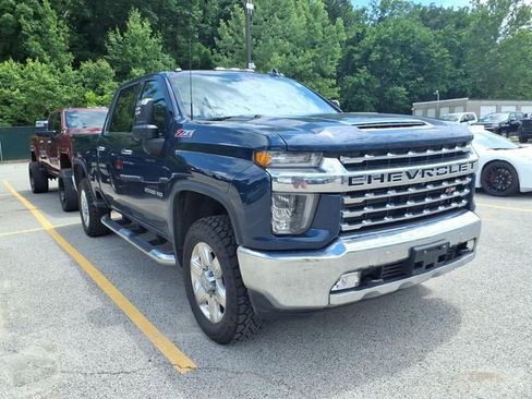Used 2020 Chevrolet Silverado 2500 LTZ w/ LTZ Premium Package AWD/4WD image 4
