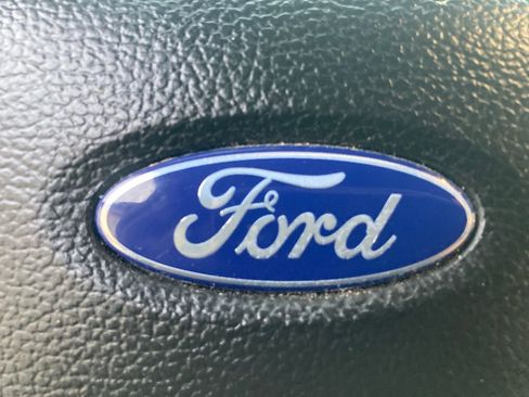 Used 2018 Ford F150 XLT w/ Equipment Group 302A Luxury image 26