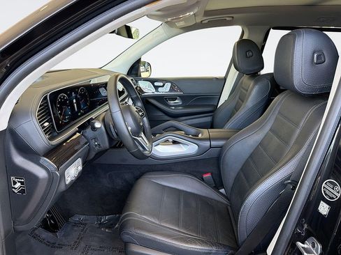 Used 2022 Mercedes-Benz GLS 450 4MATIC image 20