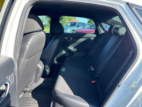 Used 2024 Honda Civic Sport image 12