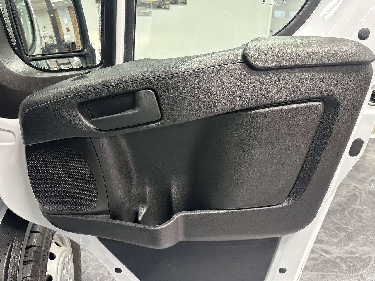 Used 2023 RAM ProMaster 2500 FWD image 11
