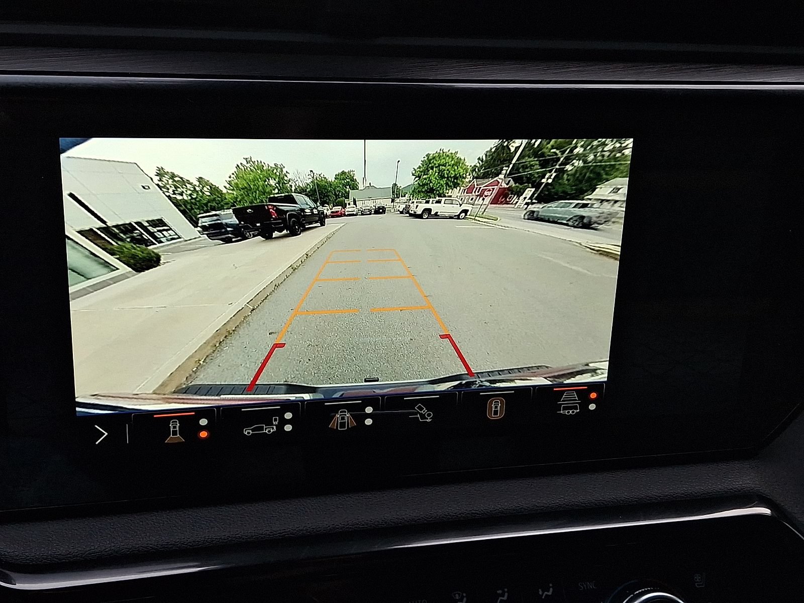 Used 2025 GMC Sierra 3500 AT4 AWD/4WD image 18