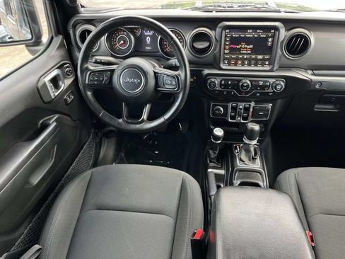 Used 2022 Jeep Gladiator Sport AWD/4WD image 13