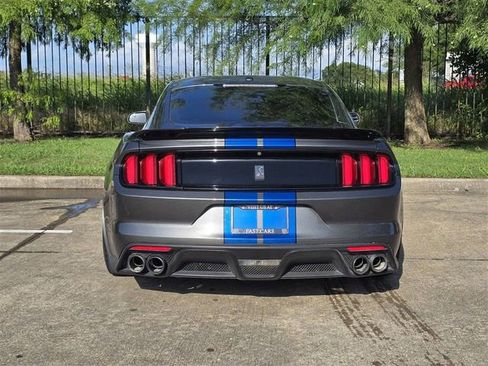 Used 2017 Ford Mustang Shelby GT350 w/ Electronics Package RWD image 5