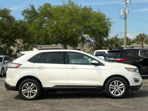 Used 2017 Ford Edge SEL w/ Equipment Group 201A FWD image 9