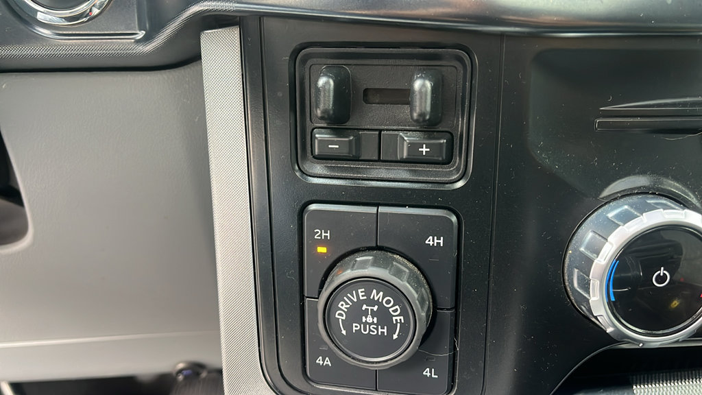 Used 2023 Ford F150 Limited AWD/4WD image 18