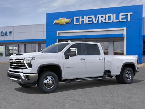 New 2026 Chevrolet Silverado 3500 LTZ image 2