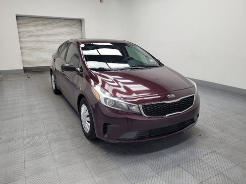 Used 2017 Kia Forte LX FWD image 13