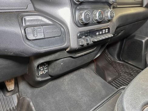 Used 2022 RAM 2500 Big Horn w/ Level 1 Equipment Group AWD/4WD image 44