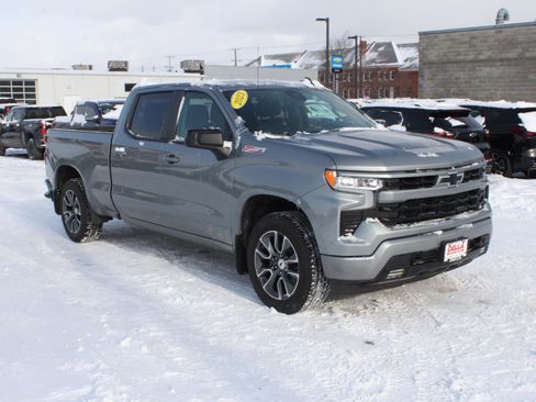 Used 2023 Chevrolet Silverado 1500 RST w/ Z71 Off-Road Package image 3