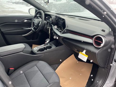 New 2026 Chevrolet Trax RS image 21