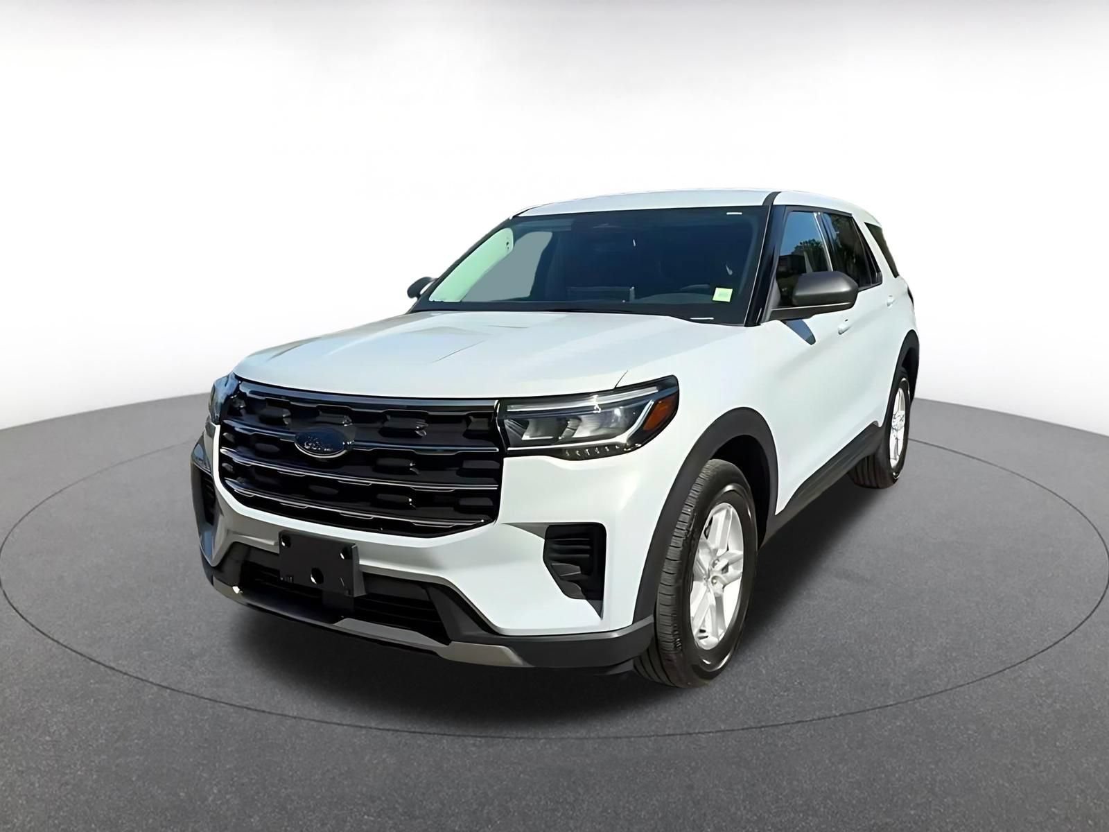 Used 2026 Ford Explorer Active AWD/4WD image 6