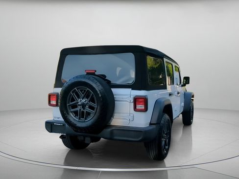 Used 2024 Jeep Wrangler Unlimited Sport AWD/4WD image 26