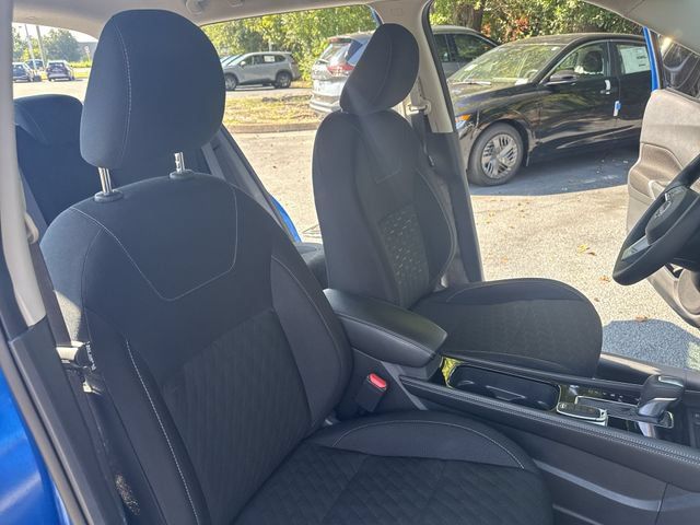 Used 2024 Nissan Kicks SV FWD image 10
