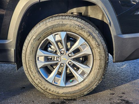 New 2026 Chevrolet Equinox LT w/ Convenience Package II image 10