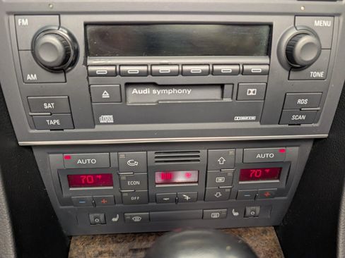 Used 2004 Audi S4 Cabriolet AWD/4WD image 18