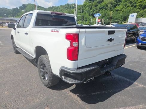 Used 2023 Chevrolet Silverado 1500 LT Trail Boss w/ Protection Package AWD/4WD image 5