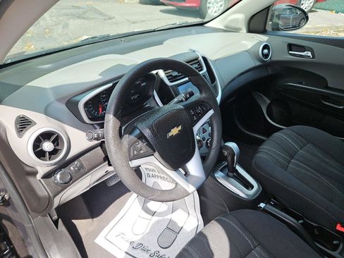 Used 2017 Chevrolet Sonic LT FWD image 13