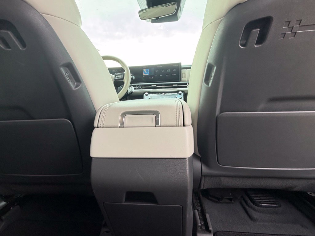 Used 2024 Hyundai Santa Fe SEL FWD image 35