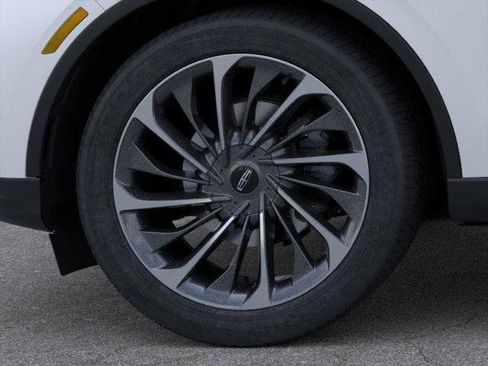 New 2026 Lincoln Aviator Reserve image 19