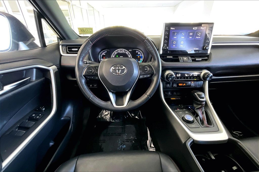 Used 2022 Toyota RAV4 XSE w/ Weather Package AWD/4WD image 8