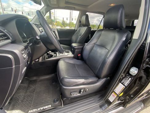 Certified 2018 Toyota 4Runner Limited AWD/4WD image 21