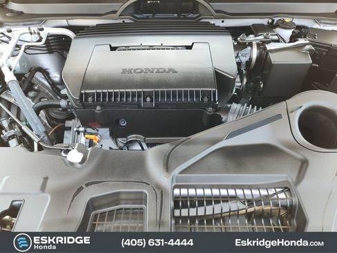 Used 2025 Honda Pilot Elite image 34