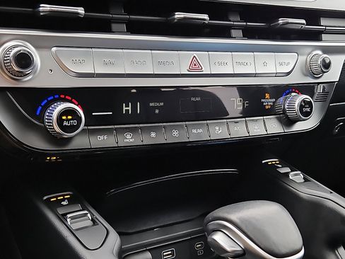 Used 2023 Kia Telluride S w/ S Sunroof Package image 15