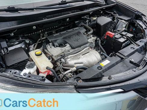 Used 2018 Toyota RAV4 XLE FWD image 32