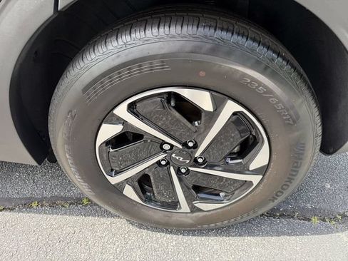 Certified 2023 Kia Sportage LX AWD/4WD image 36