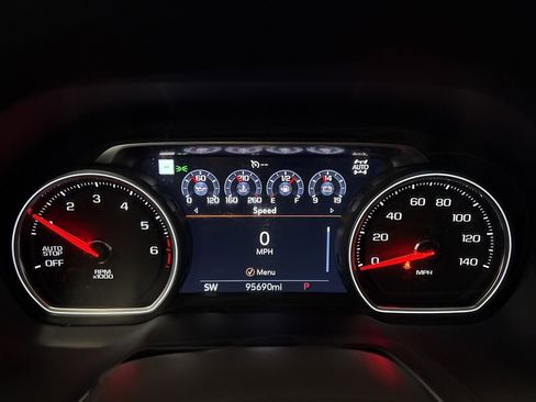 Used 2021 Chevrolet Suburban High Country image 38