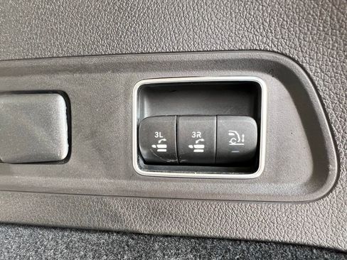 Used 2022 Mercedes-Benz GLS 450 GLS 450 image 23