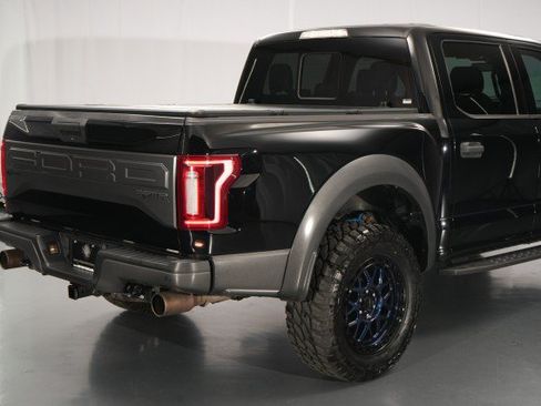 Used 2017 Ford F150 Raptor w/ Equipment Group 801A Mid AWD/4WD image 14