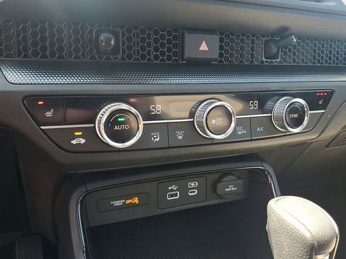 Used 2024 Honda CR-V EX image 17