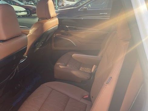 Used 2025 Kia Telluride SX Prestige X-Line image 4