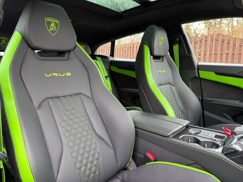 Used 2024 Lamborghini Urus S image 25