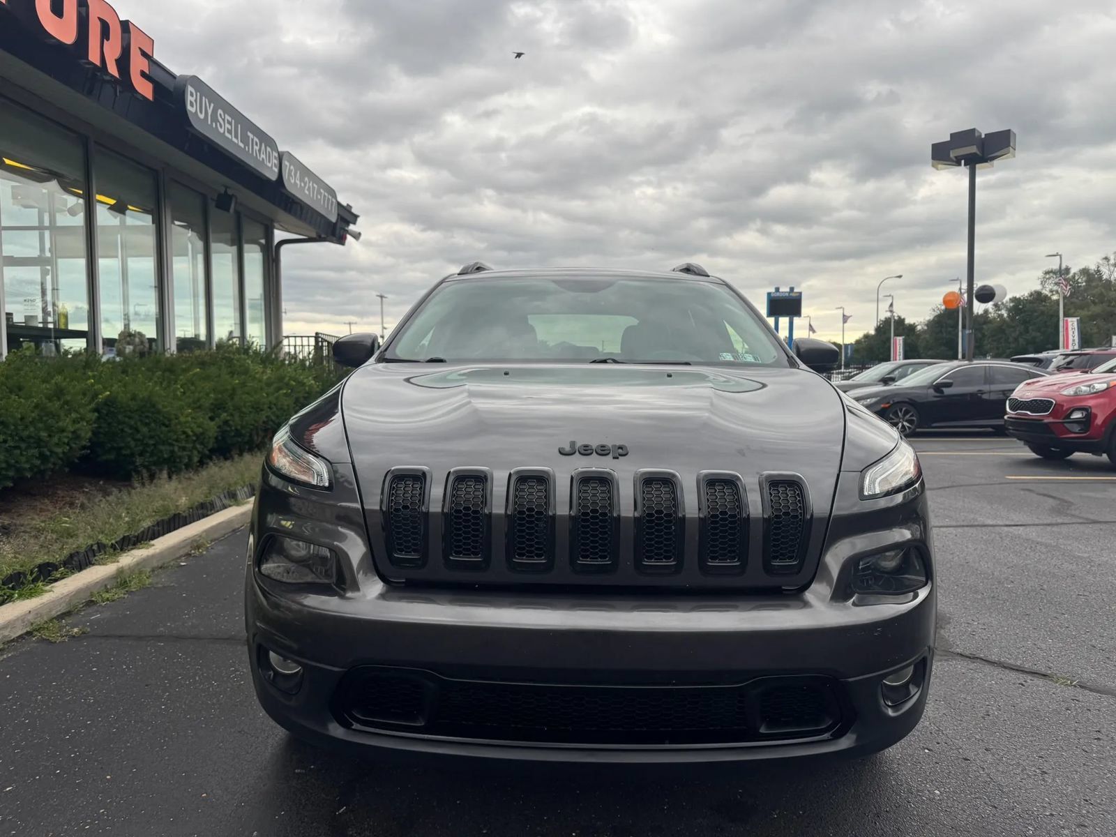 Used 2017 Jeep Cherokee High Altitude AWD/4WD image 2