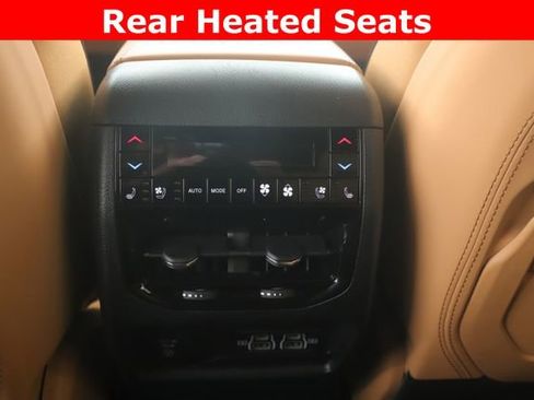 Used 2025 Jeep Grand Cherokee L Summit image 31