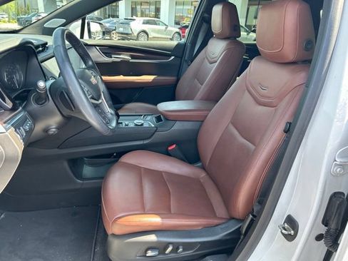 Certified 2023 Cadillac XT5 Premium Luxury w/ Technology Package AWD/4WD image 14
