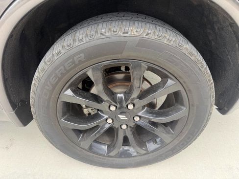 Used 2019 Dodge Durango GT AWD/4WD image 12