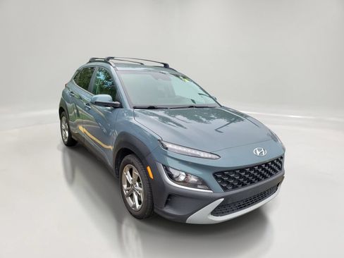 Used 2022 Hyundai Kona SEL AWD/4WD image 3